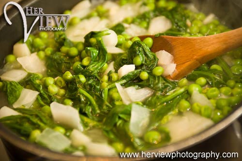 Mint Pea Lime Soup with Spinach